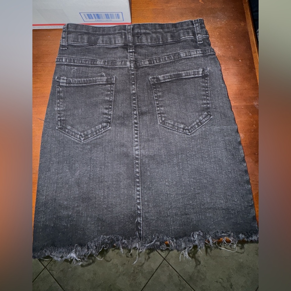Nasty Gal Raw Hem Acid Wash Denim Mini Skirt Size 0 NWOT